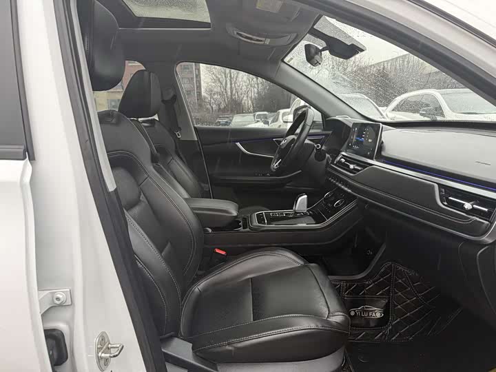 Фото 7 - Chery Tiggo 8