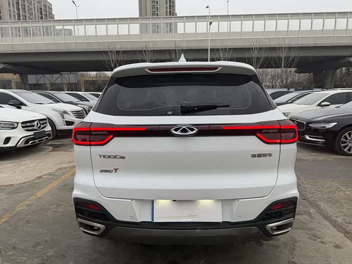 Фото 9 - Chery Tiggo 8