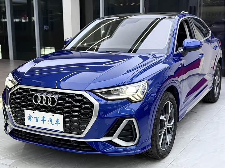 Фото 1 - Audi Q3 Sportback