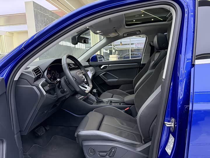 Фото 4 - Audi Q3 Sportback