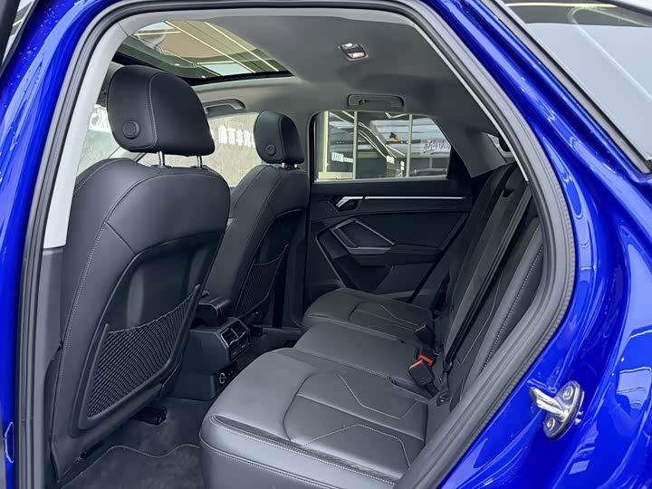 Фото 7 - Audi Q3 Sportback