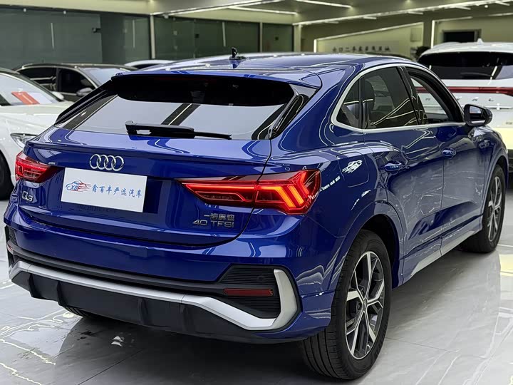 Фото 8 - Audi Q3 Sportback