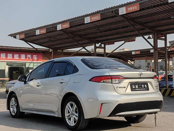 Фото 4 - Toyota Levin