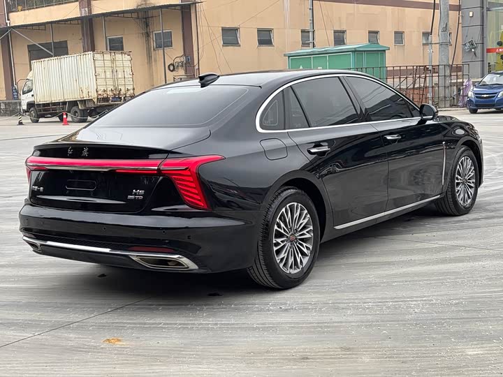 Фото 6 - Hongqi H5