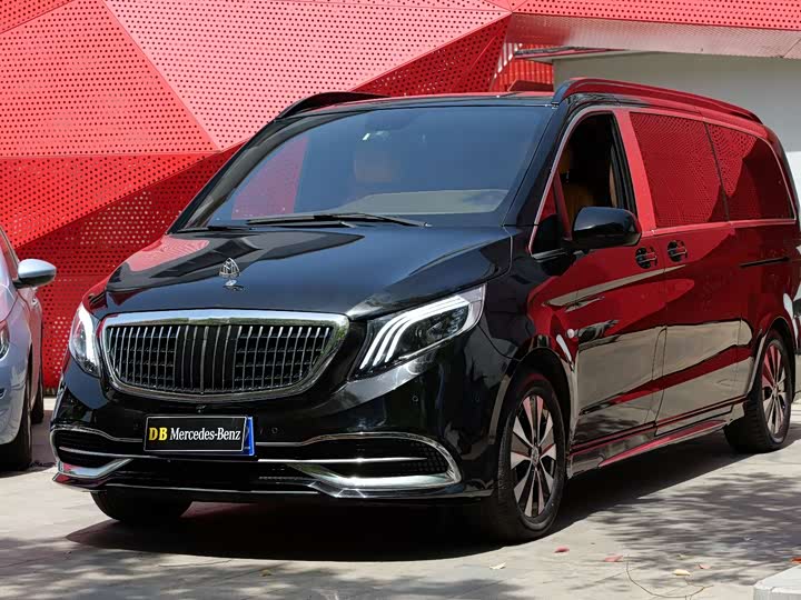 Фото 1 - Mercedes-Benz Vito