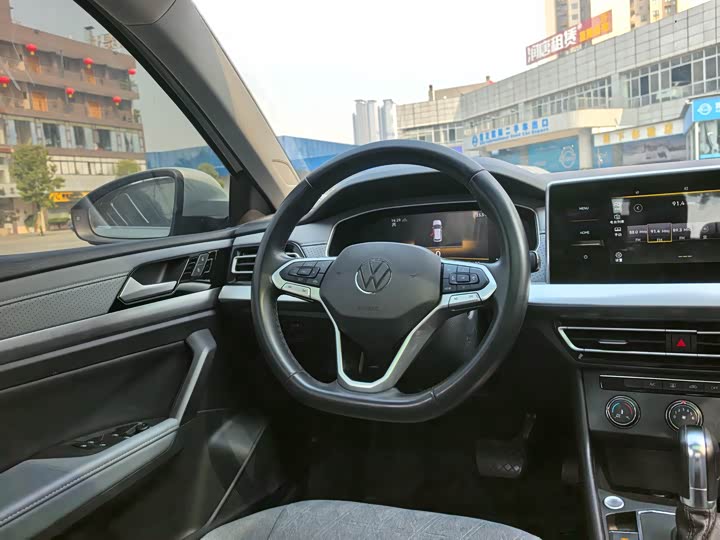 Фото 7 - Volkswagen Lavida