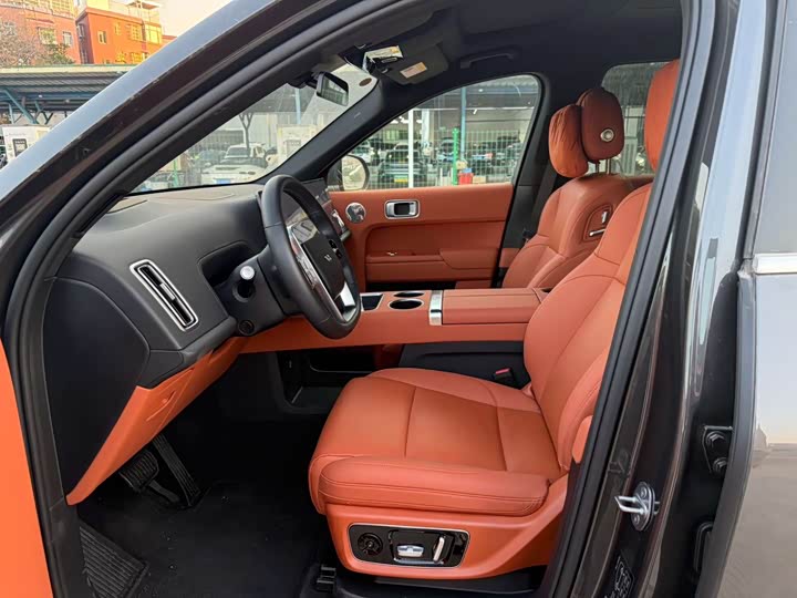 Фото 7 - LiXiang L8