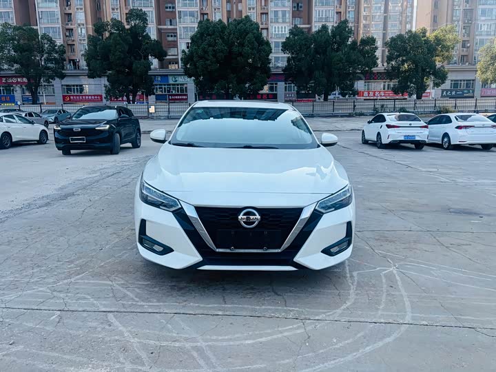 Фото 2 - Nissan Sylphy