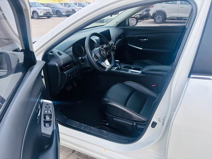 Фото 6 - Nissan Sylphy