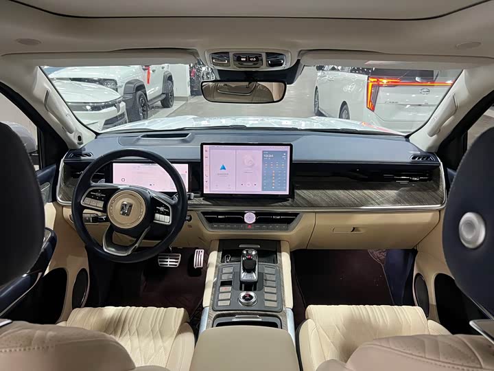 Фото 7 - Tank 500