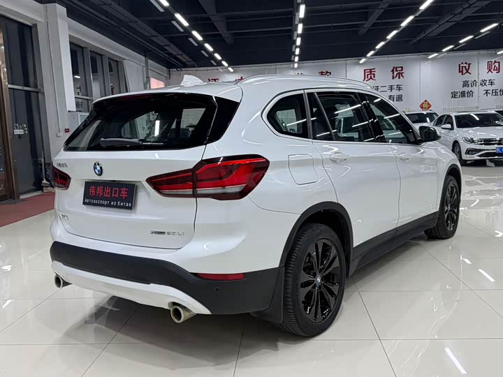 Фото 6 - BMW X1