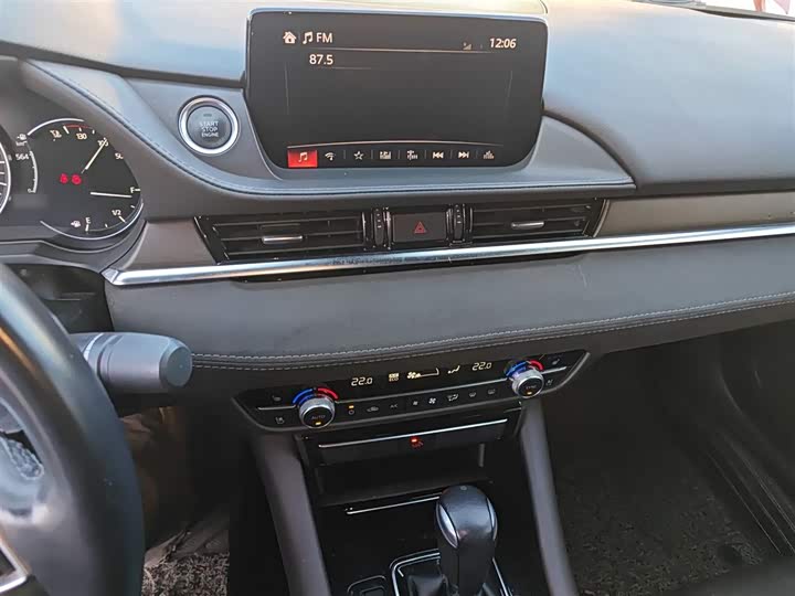 Фото 6 - Mazda Atenza