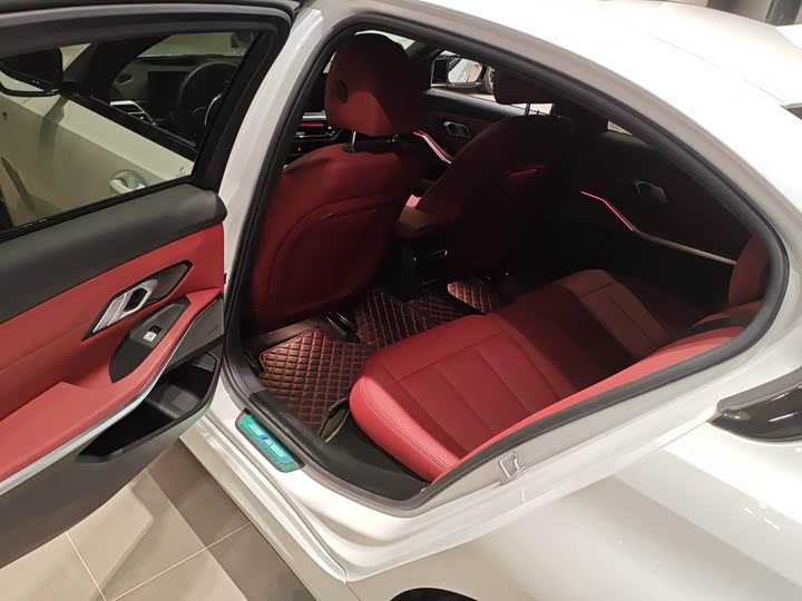 Фото 5 - BMW 3 Series