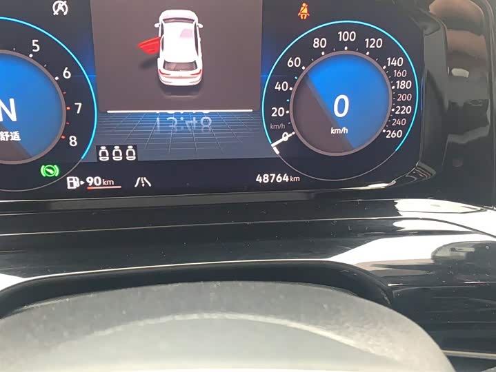 Фото 4 - Volkswagen Golf