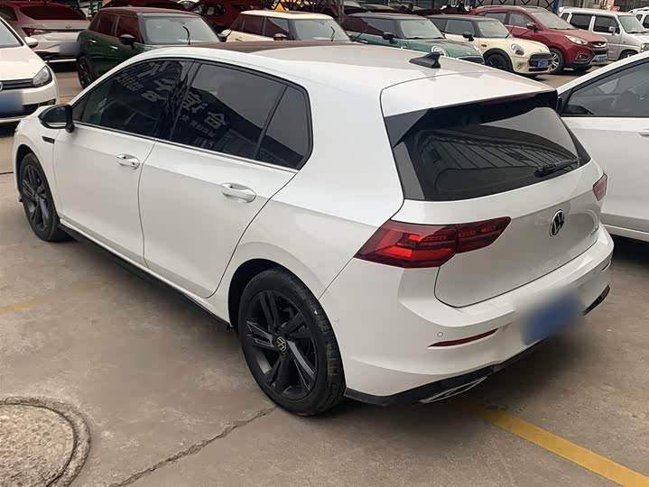 Фото 9 - Volkswagen Golf