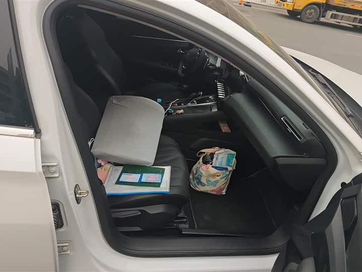 Фото 8 - Peugeot 508