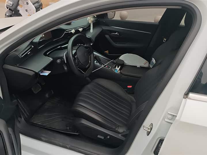 Фото 9 - Peugeot 508