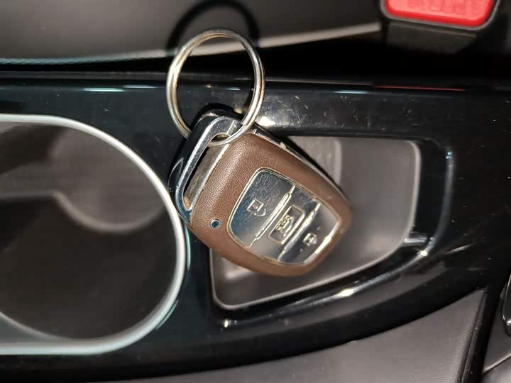 Фото 9 - Hyundai Tucson L