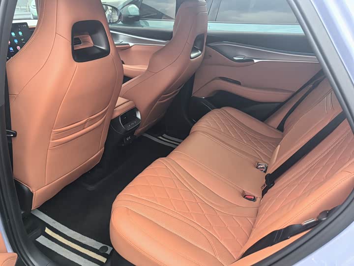 Фото 4 - BYD Sea Lion 07 EV