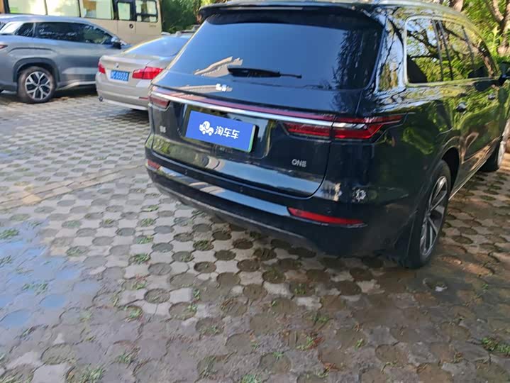 Фото 3 - LiXiang One