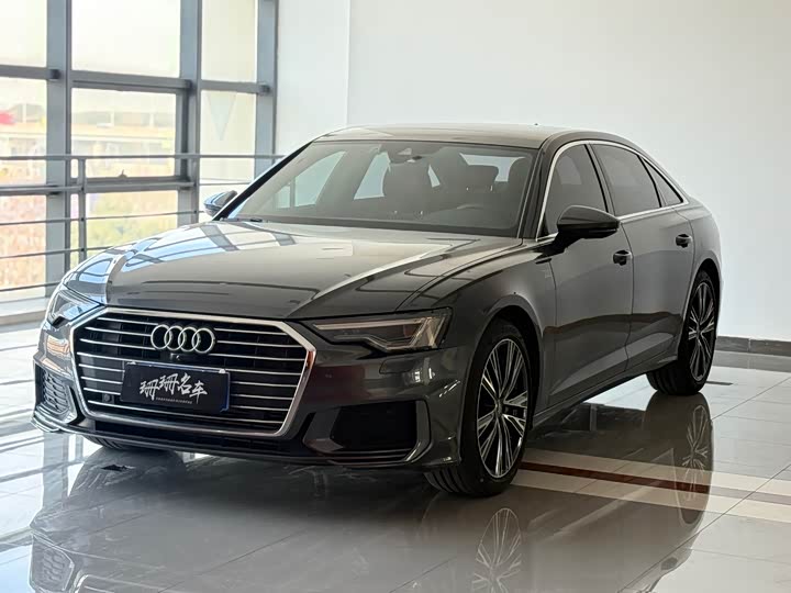 Фото 1 - Audi A6L