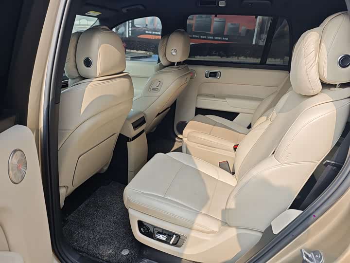 Фото 6 - LiXiang L9