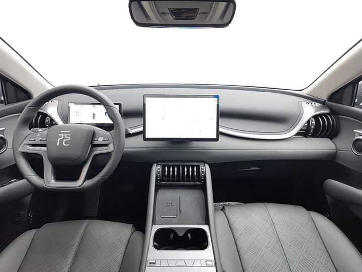 Фото 5 - BYD Yuan Plus