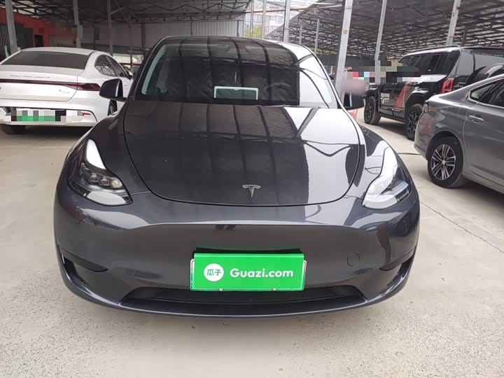 Фото 3 - Tesla Model Y