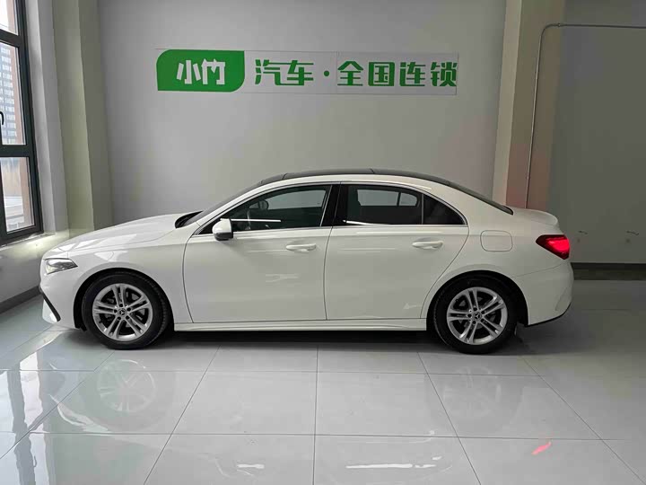 Фото 3 - Mercedes-Benz A-Class