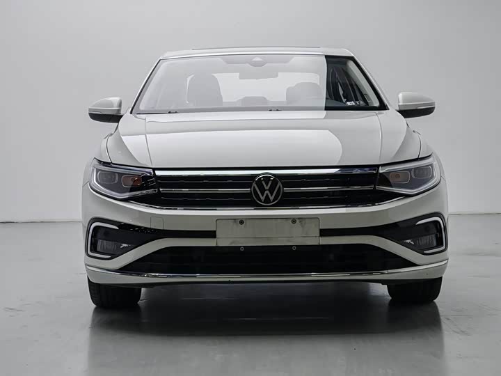 Фото 2 - Volkswagen Bora