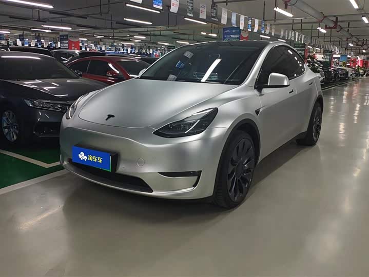 Фото 1 - Tesla Model Y