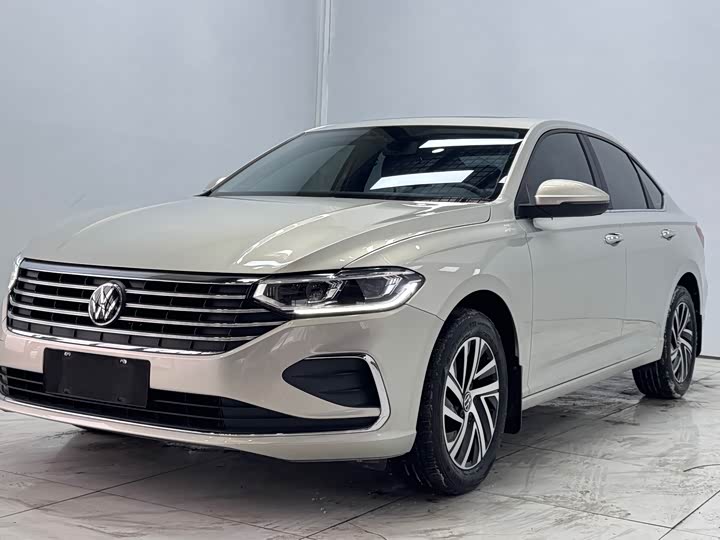 Фото 1 - Volkswagen Lavida