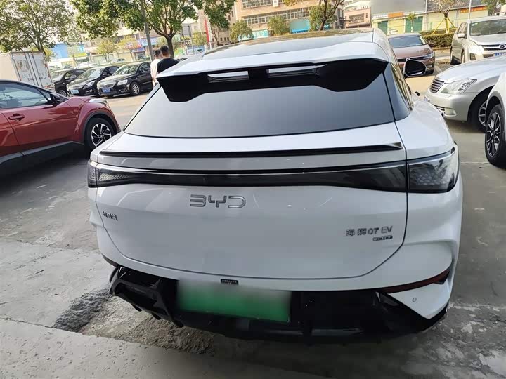 Фото 6 - BYD Sea Lion 07 EV