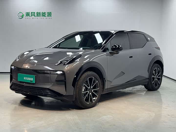 Фото 2 - Zeekr X