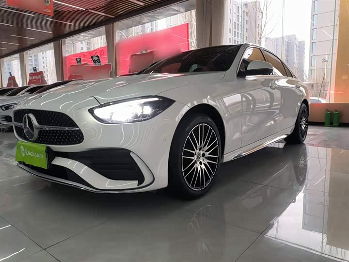 Фото 2 - Mercedes-Benz C-Class