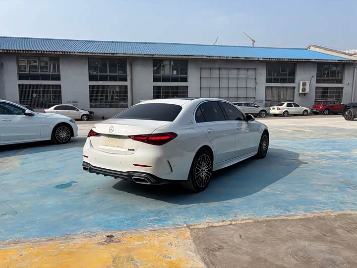 Фото 5 - Mercedes-Benz C-Class