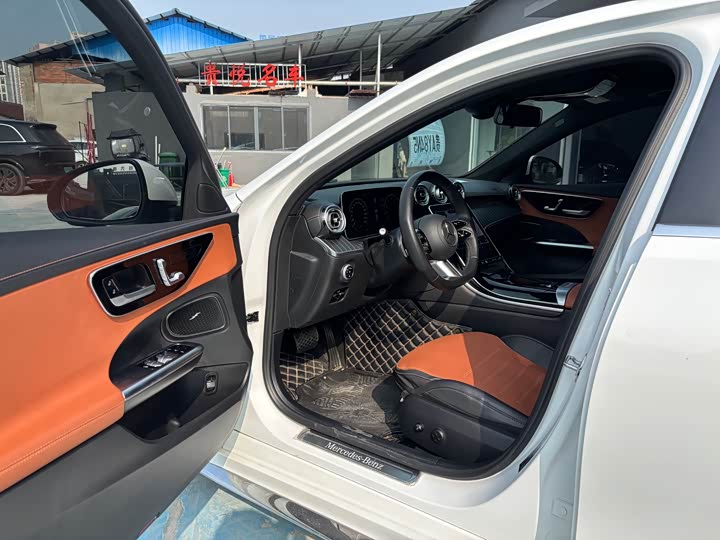 Фото 9 - Mercedes-Benz C-Class