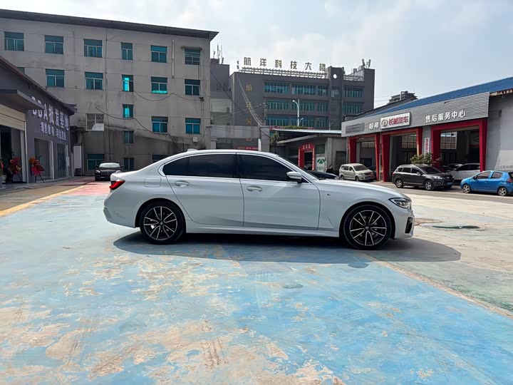 Фото 4 - BMW 3 Series