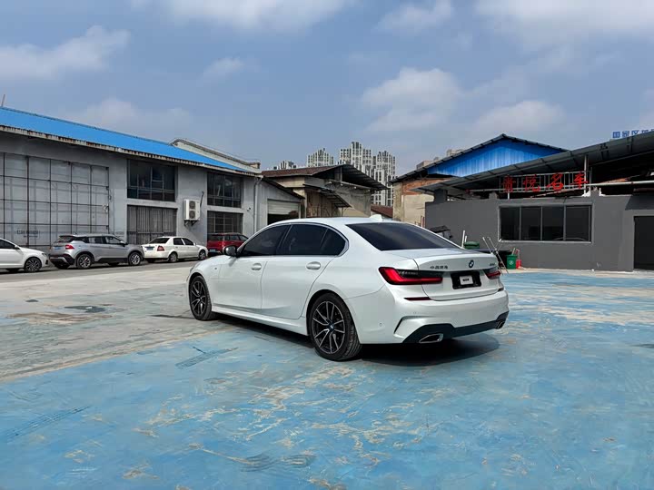 Фото 7 - BMW 3 Series