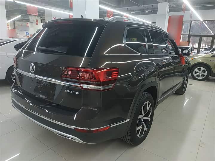 Фото 7 - Volkswagen Teramont Pro