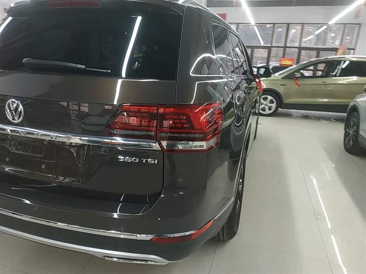 Фото 8 - Volkswagen Teramont Pro