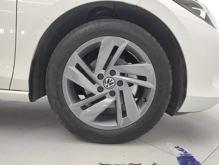 Фото 6 - Volkswagen Lamando L