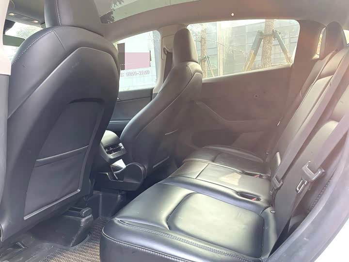 Фото 4 - Tesla Model Y