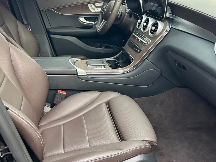 Фото 5 - Mercedes-Benz GLC-Class