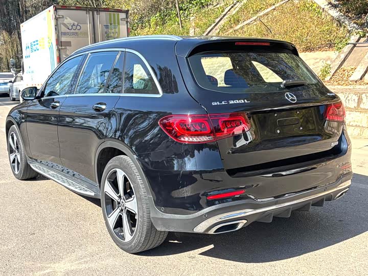 Фото 9 - Mercedes-Benz GLC-Class