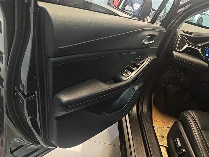 Фото 7 - GAC Trumpchi GS4