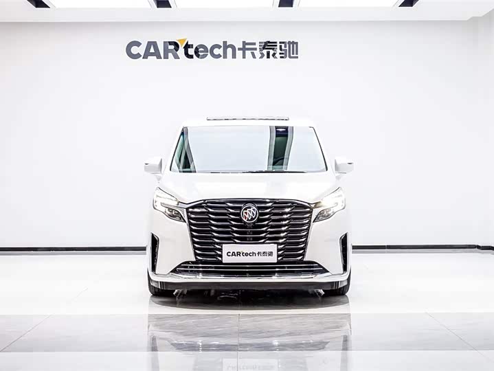 Фото 2 - Buick GL8 ES