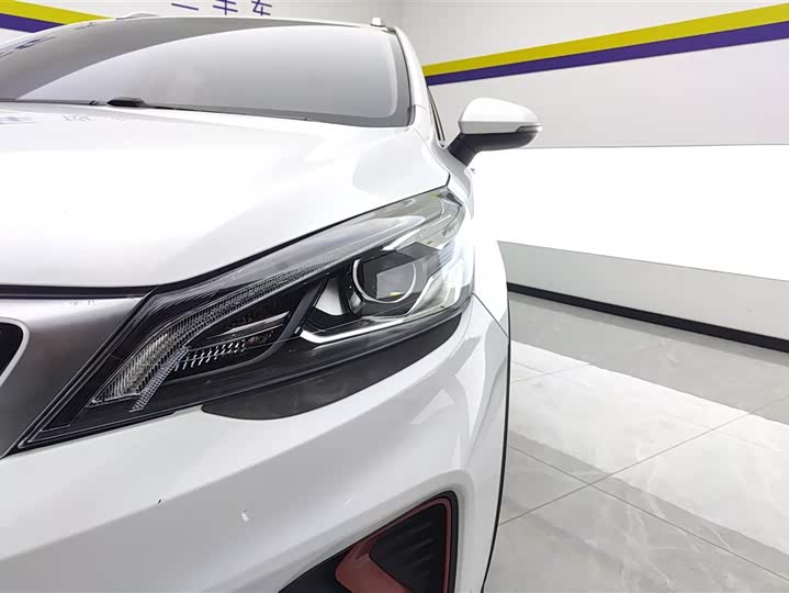 Фото 5 - Geely Emgrand GS