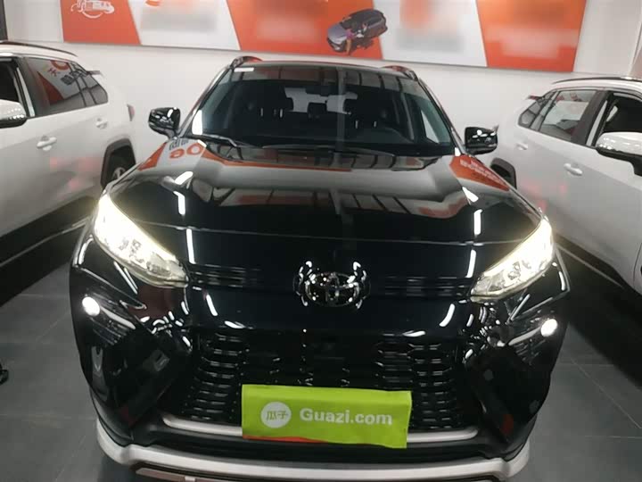 Фото 3 - Toyota Wildlander