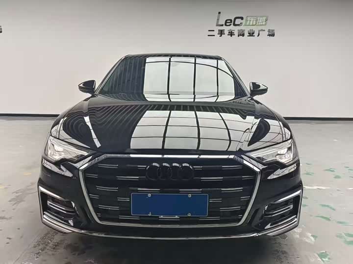 Фото 2 - Audi A6L